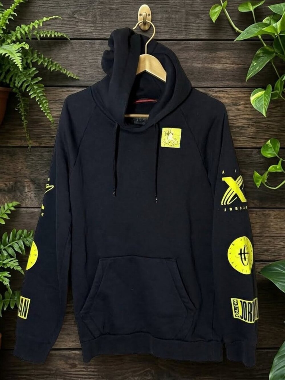 Jordan Men's Air Jordan Tinker Legacy Pullover Hoodie Black Small BQ0298